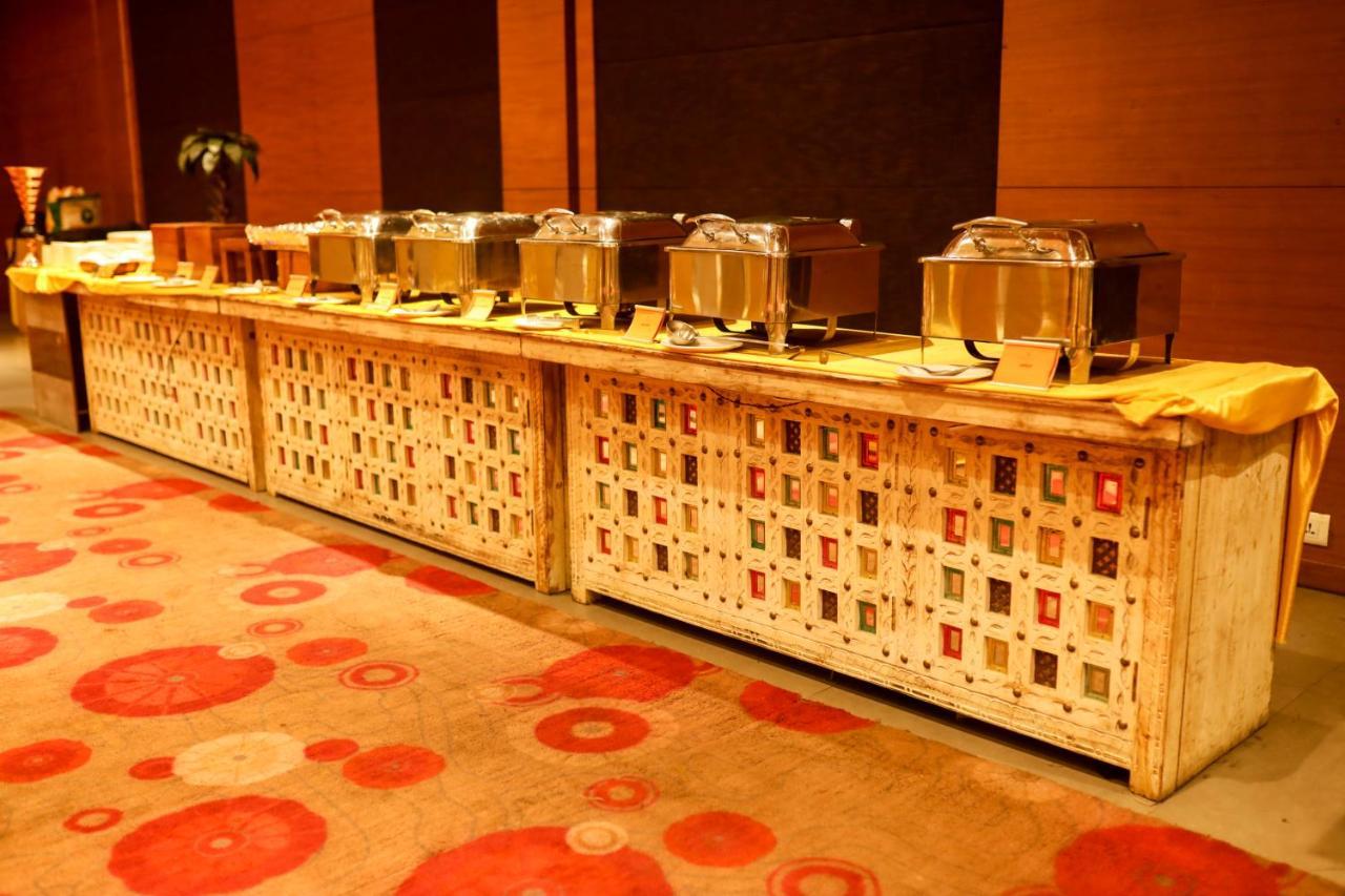 Hotel German Palace Near To Airport Gandhinagar Exterior foto
