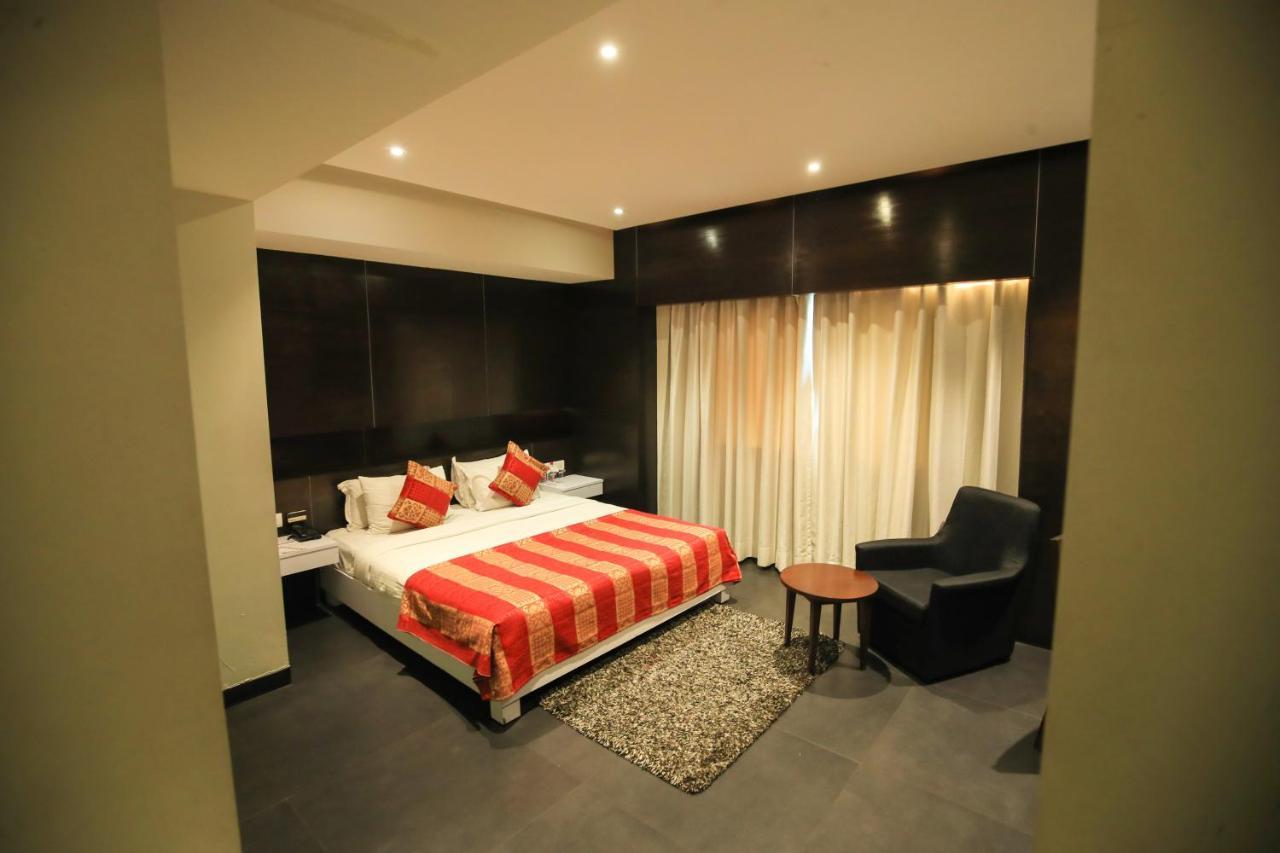 Hotel German Palace Near To Airport Gandhinagar Exterior foto