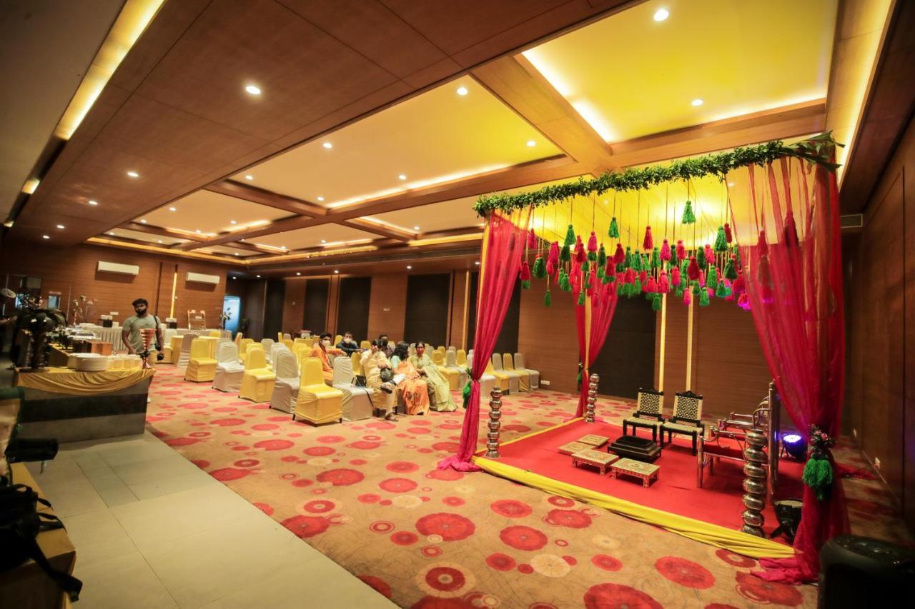 Hotel German Palace Near To Airport Gandhinagar Exterior foto