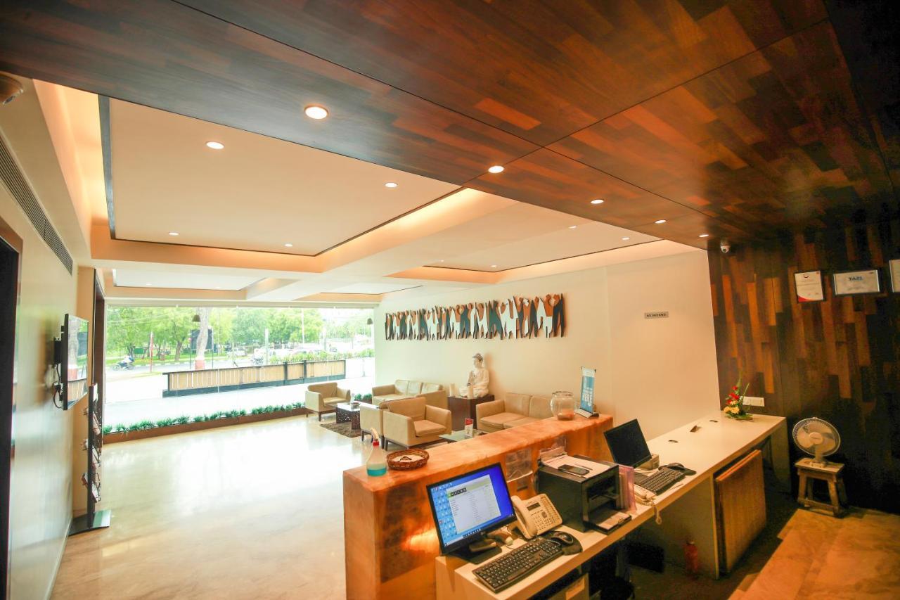 Hotel German Palace Near To Airport Gandhinagar Exterior foto