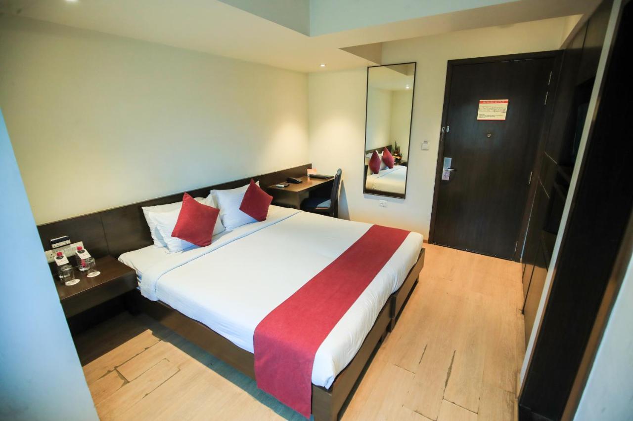Hotel German Palace Near To Airport Gandhinagar Exterior foto