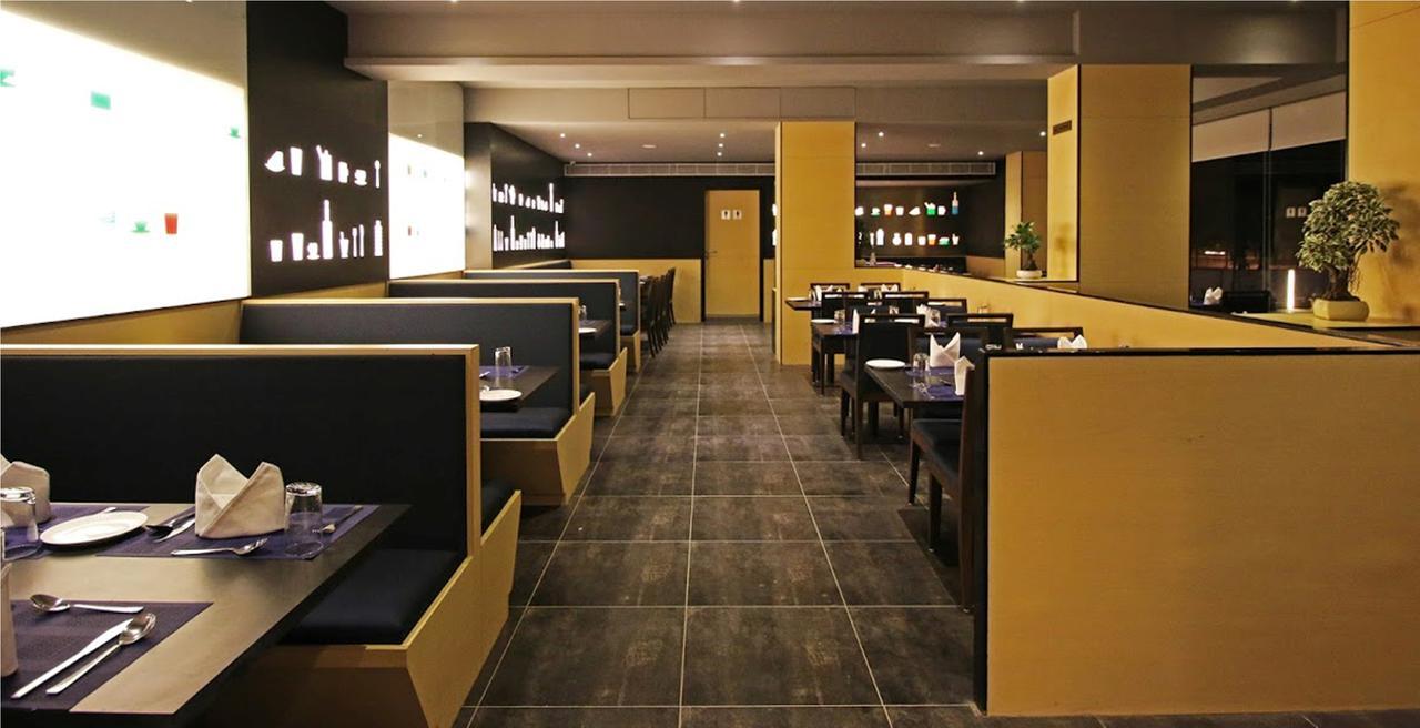 Hotel German Palace Near To Airport Gandhinagar Exterior foto