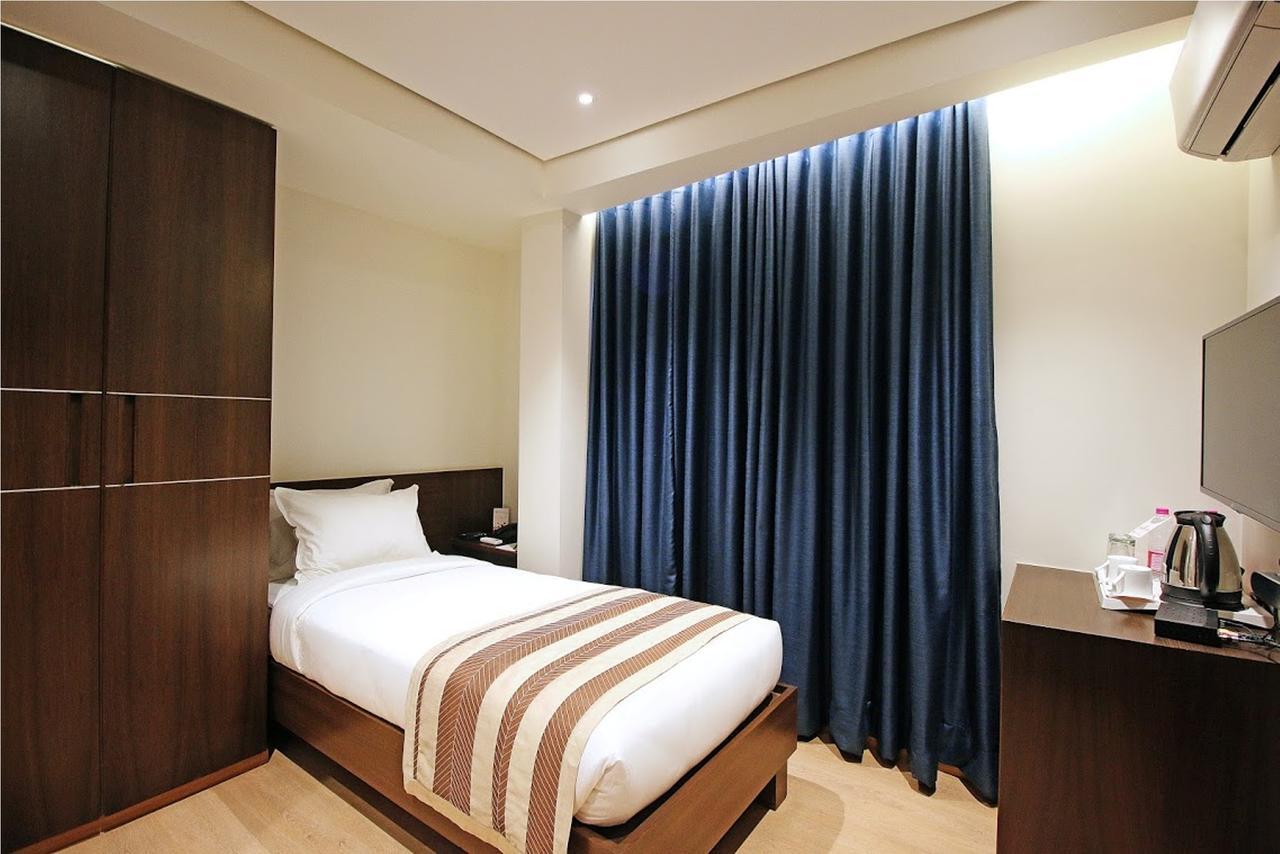 Hotel German Palace Near To Airport Gandhinagar Exterior foto