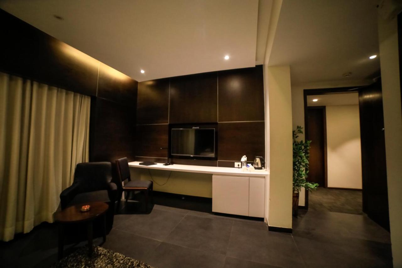 Hotel German Palace Near To Airport Gandhinagar Exterior foto