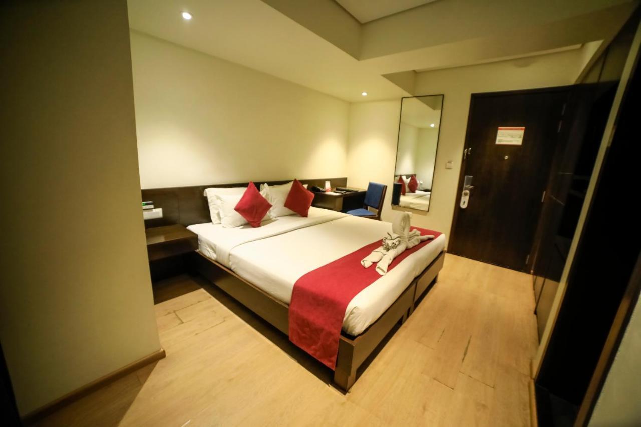 Hotel German Palace Near To Airport Gandhinagar Exterior foto