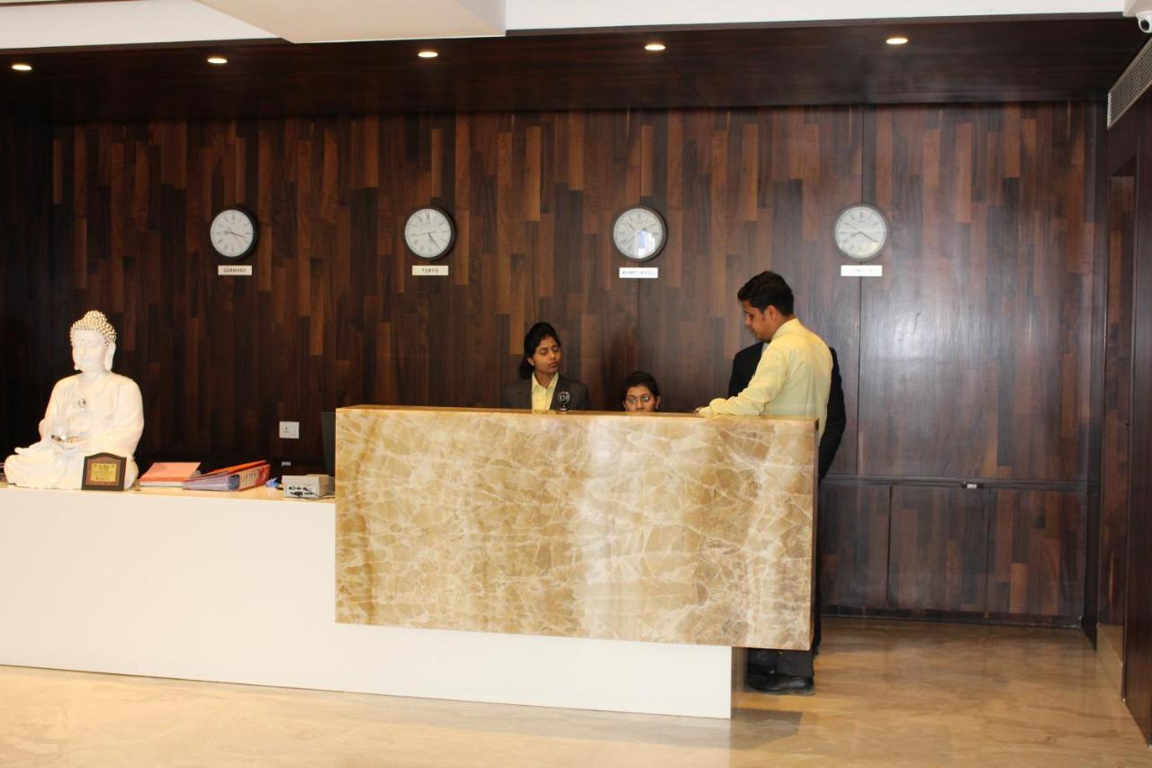 Hotel German Palace Near To Airport Gandhinagar Exterior foto