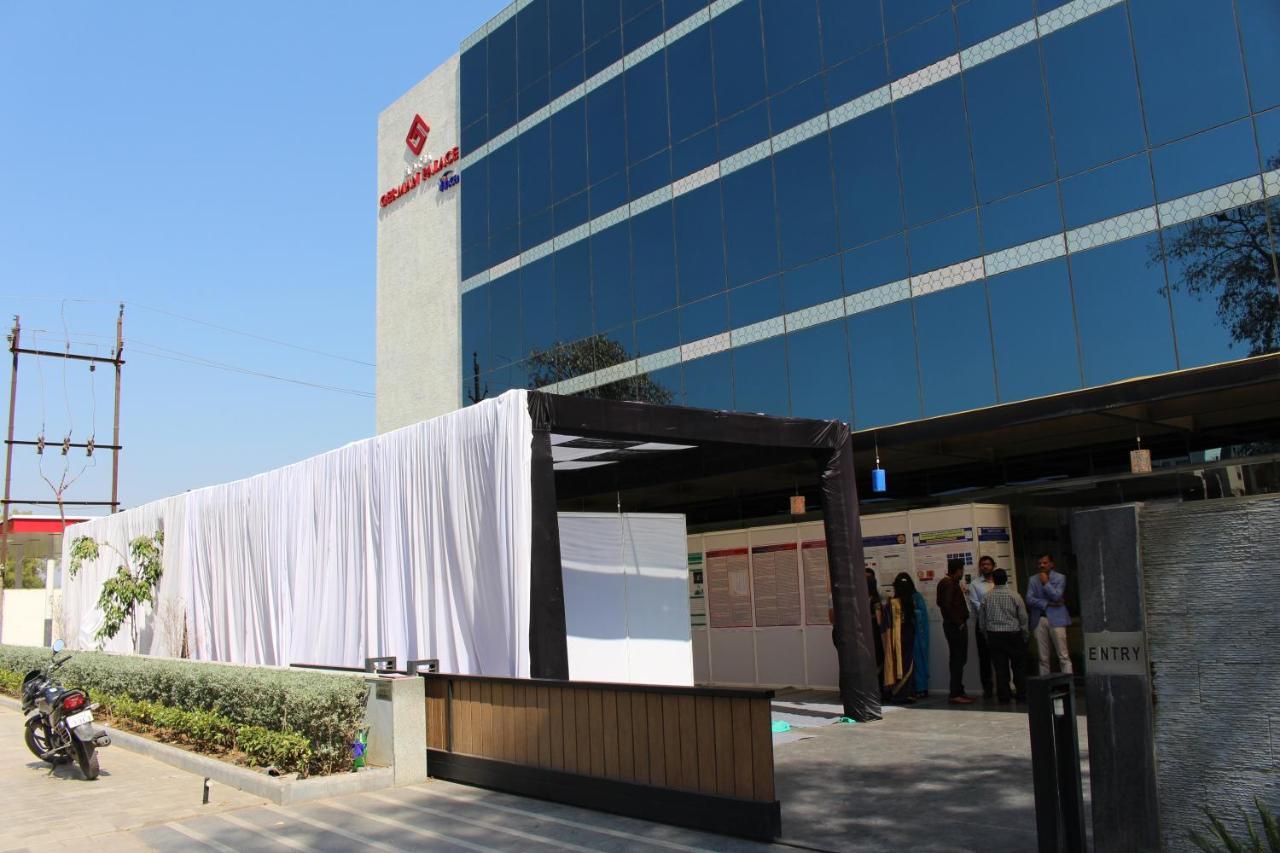 Hotel German Palace Near To Airport Gandhinagar Exterior foto